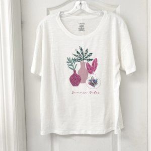 Carisma - White Short Sleeve Tee w Plant Graphic